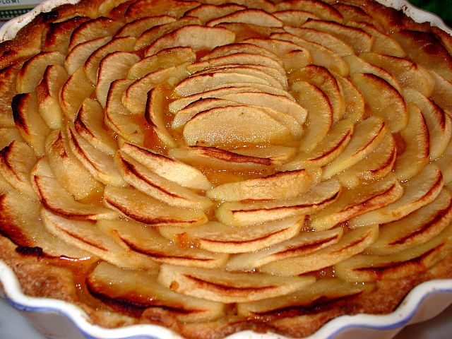 crostata di mele etnee e marmellata di pesche tardive 002.jpg