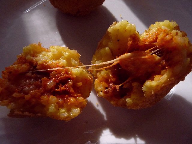 Arancine Interno G.jpg
