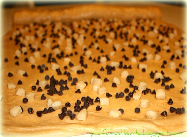 panettone mandorla avvolgimento piccola.jpg