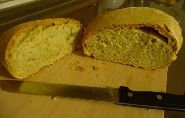 Pane Genzano 2 G.jpg
