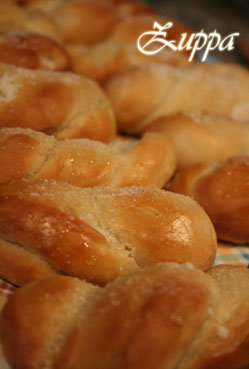 Foto 314 briosci cu 2.jpg