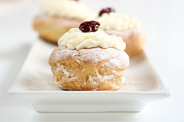 zeppole-di-antonia.jpg