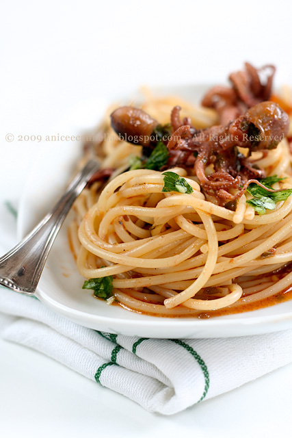 spaghetti-ai-moscardini.jpg