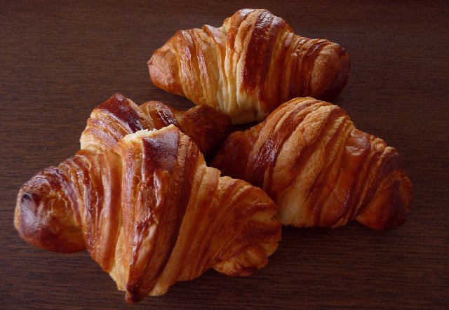 Croissant poco burro 2 g.jpg