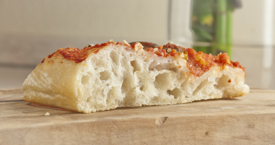 Pizza in teglia a lunga maturazione.jpg