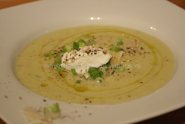 Foto 006 crema porri patate e formaggio di capra.jpg