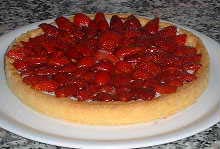 crostata di ricotta alle fragole e aceto balsamico tradizionale