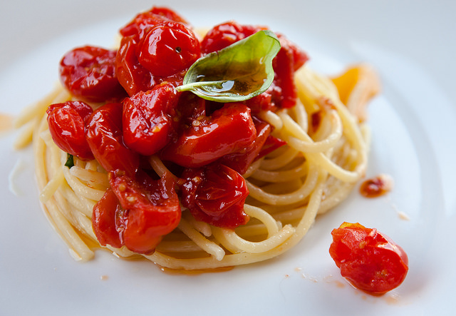 spaghetti al pomodoro alla don Alfonso