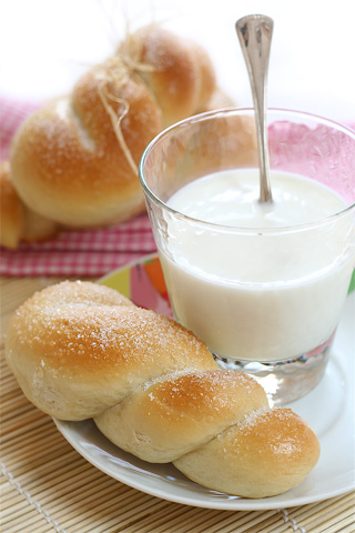 brioche siciliane con lo zucchero